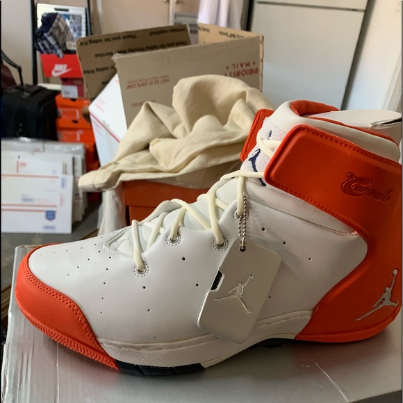 jordan melo 1.5 orange